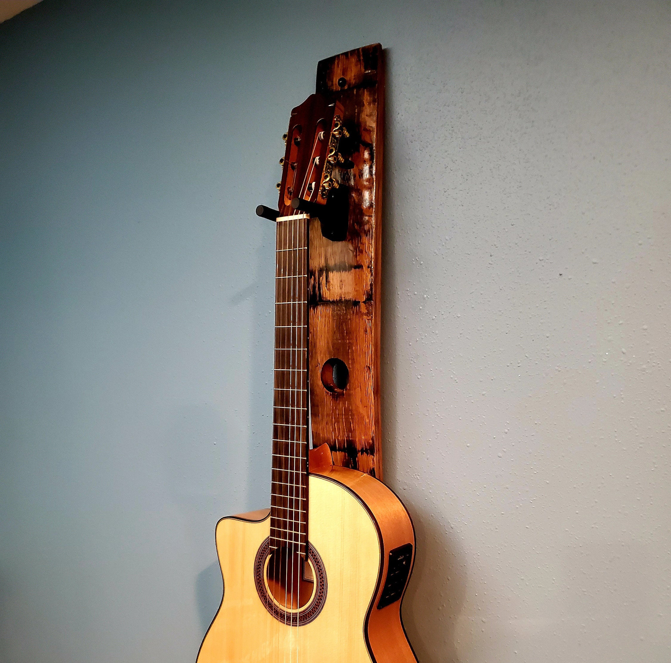 Bung Whiskey Barrel Stave Vertical guitar Holder, Whiskey Barrel Stave Guitar Wall Mount, Guitar Hanger, Guitar Rack, Rustic Guitar Hanger