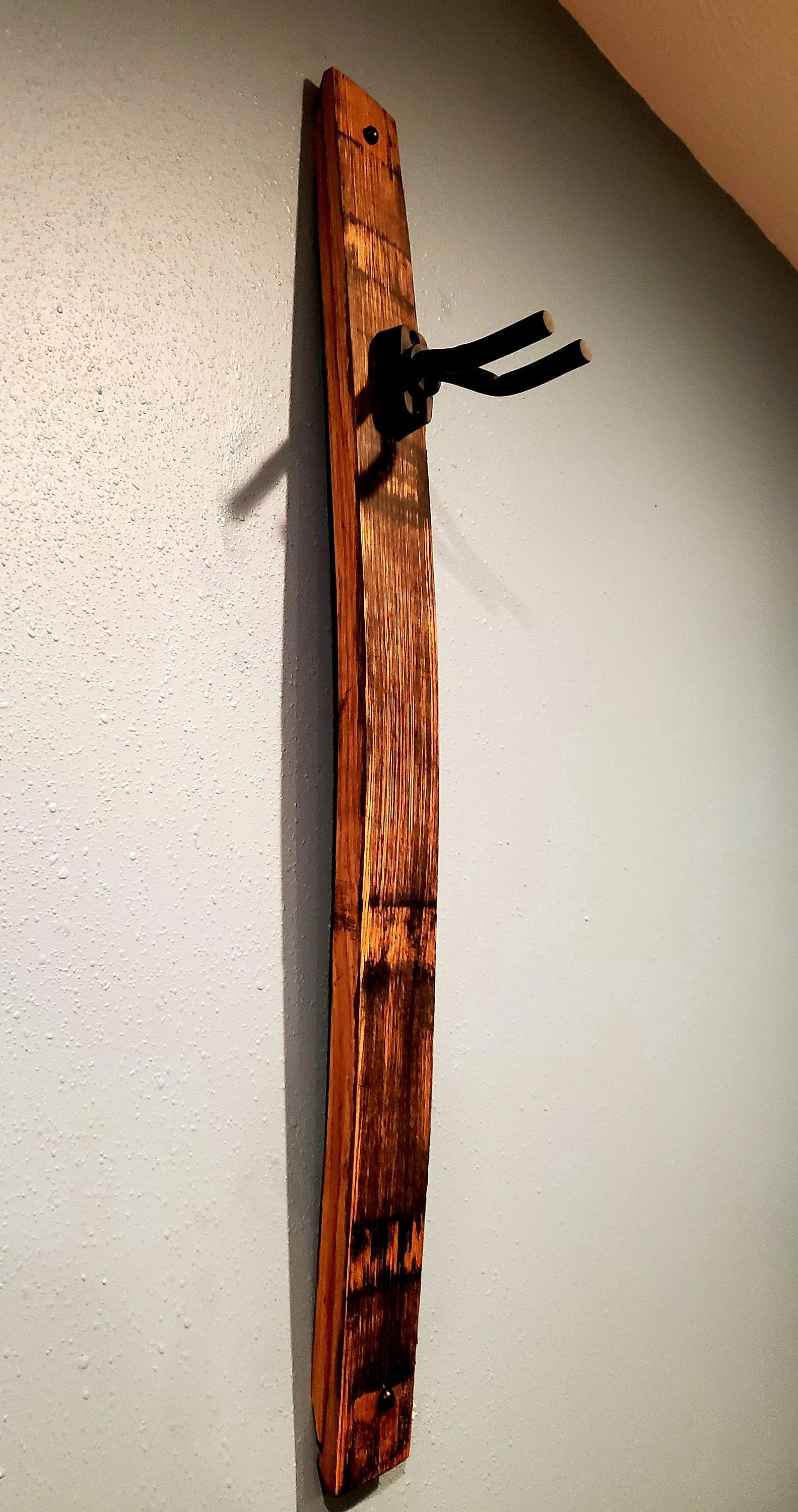 Whiskey Barrel Stave 1 Vertical guitar Holder, Whiskey Barrel Stave Guitar Wall Mount, Guitar Hanger, Guitar Rack, Rustic Guitar Hanger